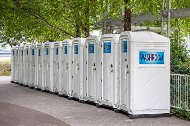 Portable Toilet Options We Offer in Elmwood Park, NJ