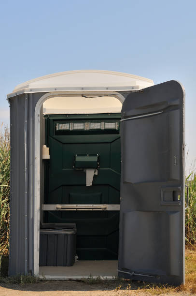 Best Portable bathroom rental  in Elmwood Park, NJ